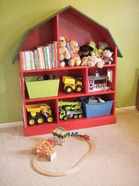 DIY barn bookshelf. love this for kids room!! How cute to store tractors and farm animals! Tractor Room, Toy Storage Ideas, Farm Bedroom, Farm Room, Diy Toy Storage, Painting Kids, Smart Toys, Bookshelves Diy, Paint Paint