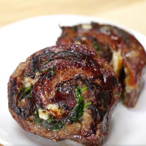 flank steak stuffed with mushrooms and cheese - Stuffed Steak Rolls Stuffed Steak Rolls, Stuffed Steak, Gourmet Steak, Steak Rolls, Flank Steak, Health Snacks, Health Breakfast, Nutrition Education, Provolone