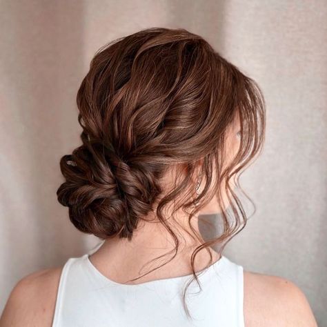 Romantic Wedding Hair Updo, Bun Upstyle, Trendy Updo Hairstyles, Wedding Bucket List, Wavy Bun, Bridesmaid Hair Inspo, Wedding Bucket, Messy Hair Updo, Black Hair Updo Hairstyles