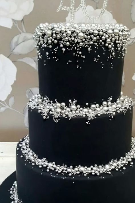 Black Pearl Cake, Black And Silver Theme Cake, Black And White Sweet 16 Cake, 18th Birthday Party Ideas Black And Silver, Black Cake With Pearls, Black White And Silver Birthday Theme, Black Cakes Birthday For Women, Black And Silver Sweet 16 Party Ideas, Birthday Cake Two Floors