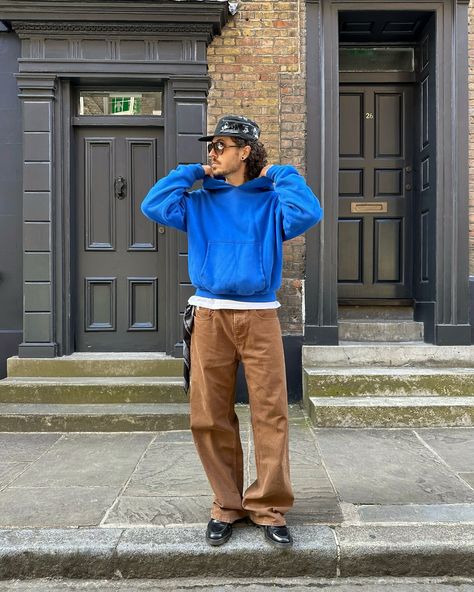 no need to frown, it’s just blue and brown … outfit info 📝 Hat: @cavempt Shades: Thrifted @rayban Hoodie: @yzy x @ukgap via @ebay_uk Jeans: @calvinklein via @vinted Shoes: @drmartensofficial #streetstyle #thriftstyle #widelegpants #loafers #widelegjeans #yeezy #vintagestyle #drmartens Blue And Brown Outfit, Outfit Info, Brown Outfit, Blue And Brown, Dr. Martens, Wide Leg Jeans, Wide Leg Pants, Ray Bans, Calvin Klein