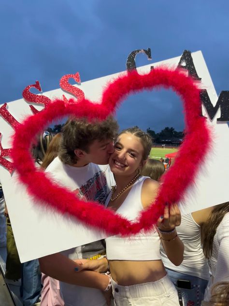 Kiss cam, football game poster, highschool inspo, relstionship goals, couple goals, hoco inspo Valentine’s Day Activities High School, Kiss Cam Football Game Poster, Hoco Game Posters, Valentines Day High School, Kiss Cam Halloween, Kiss Cam Poster Board, Hoco Inspo, Kiss Cam, 2000s Party