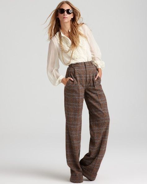 High waisted trousers with creme blouse Tweed Pants Outfit Women, Tweed Pants Outfit, Neon Pink Sweater, Pink Plaid Shirt, Fall Boots Outfit, Black Plaid Shirt, Tweed Pants, Tweed Trousers, Womens Tweed