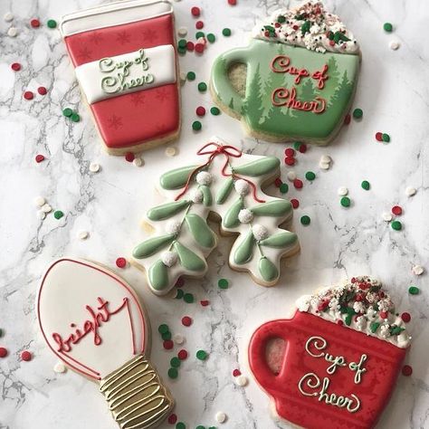 Decorated Mug Cookies, Christmas Mug Cookies Decorated, Mug Cookies Decorated, Christmas Mug Cookies, Funny Christmas Cookies, Snowflakes Cookies, Mug Cookies, Decorated Christmas Cookies, Xmas Cookie