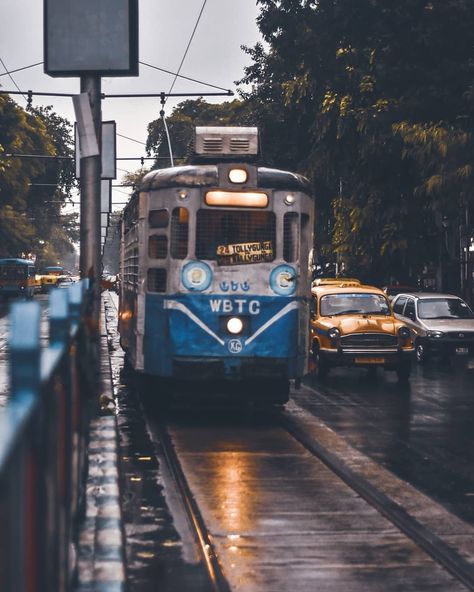 Kolkata Tram, Kolkata City, Sultan Mosque, Yellow Taxi, Cultural Capital, Picture Credit, Urban Exploration, Beautiful Sky, Kolkata