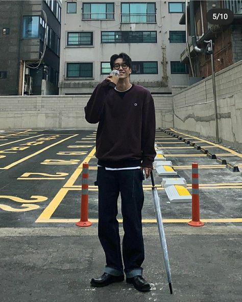 Normcore Outfits, Normcore Fashion, Guy Fits, Minimalist Fashion Men, Mens Fashion Inspiration, Guys Clothing Styles, Stylish Mens Outfits, Fashion Catalogue, Japanese Street Fashion