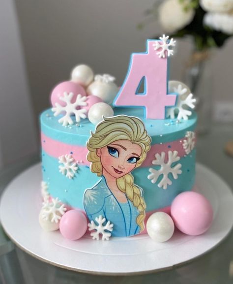 Elsa Spiderman Cake, Birthday Cake Elsa Frozen, Elsa Frozen 2 Cake, Elsa Birthday Cake Frozen, Anna Elsa Cake Design, Frozen Moodboard, Tort Frozen, Cake Elsa Frozen, Elsa Anna Cake