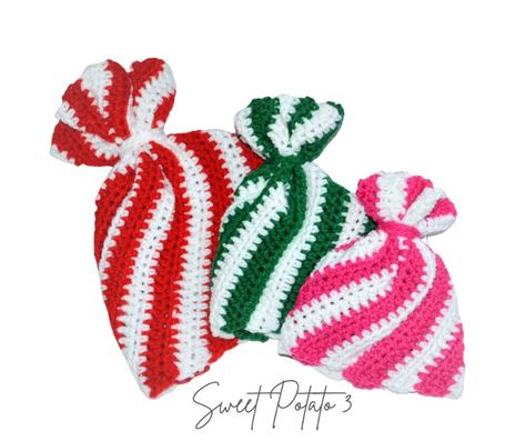 Crochet Christmas Hats, Christmas Beanie, Crocheted Hats, Christmas Stocking Pattern, Holiday Hats, Stocking Pattern, All Free Crochet, Crochet Cap, Haken Baby