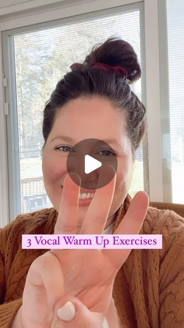 Vocal Coach, Worship Leader, Worship Coach | Sara Scott McDowell on Instagram: "To warm up or not to warm up? 🤔 My dear singer, that should never be a question!! If you’re not warming up before you sing, you’re doing it wrong 🙅🏻‍♀️ Is a vocal warm up basic? Yep. Is it foundational to so many other vocal tips and tricks and tools? Yes again. Can it make a big difference how your voice feels and sounds? Oh my goodness yes! Not sure how to do a vocal warm up? Here are 3 vocal warm up exercises you can get started with right away: 1. Hums On any note or sequence of notes. Humming is an easy and gentle place to start a vocal warm up. 2. Lip Trills This exercise does wonders for a tired voice, phlegm on the vocal cords, or getting your breathing and vocal cords to play nice together. How To Make Your Voice Sound Better, Vocal Warmups Singing, Cheryl Porter, Vocal Tips, Voice Warm Ups, Vocal Warmups, Warm Up Exercises, Vocal Cords, Vocal Exercises