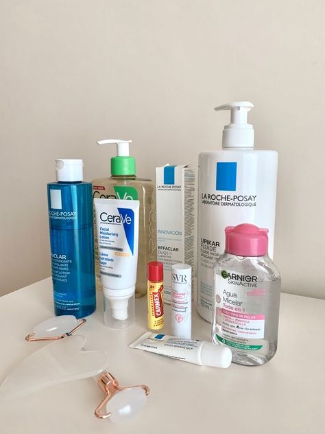 Stile Hijab, Info Board, Shower Skin Care, Pretty Skin Care, Pretty Skin, Skin Routine, Roche Posay, Body Skin Care Routine, روتين العناية بالبشرة