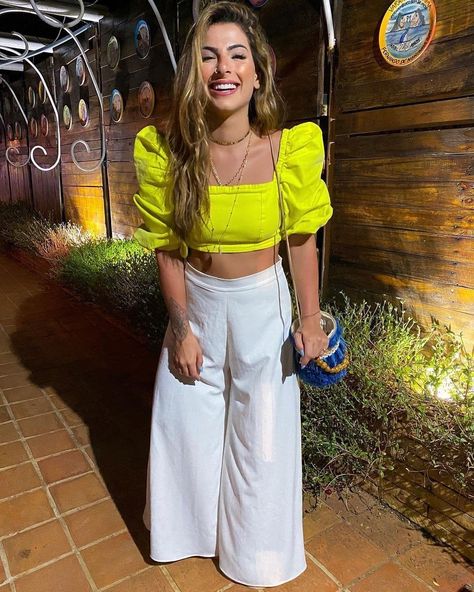 Neon Outfits Party, Beach Party Outfit Ideas, Ropa Color Neon, Neon Party Outfits, Beach Party Outfit, Casual Oufits, Bar Outfits, Party Outfit Ideas, Beach Party Outfits