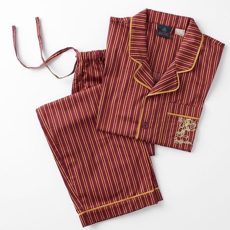 Harry Potter Gryffindor House Pajama Set Pajamas Teen, Teen Pajamas, Pajama Ideas, Rose Weasley, Wishlist Board, Ladies Sleepwear, Harry Potter Pyjamas, Hogwarts Dr, Harry Potter Outfits