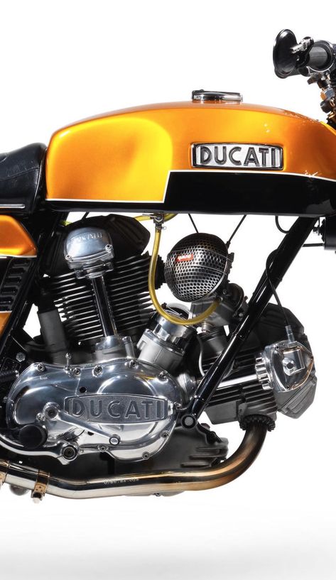 Ducati L-Twin Engine Ducati Classic, Ducati 750, Ducati Motor, Aryton Senna, Ducati Cafe Racer, Ducati Hypermotard, Bike Engine, Moto Vintage, Ducati Motorcycles