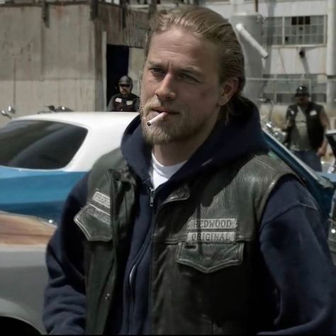 Jax Teller, Sons Of Anarchy, Bff Quotes, Anime Kiss, Kiss, Cars, Anime, Pins