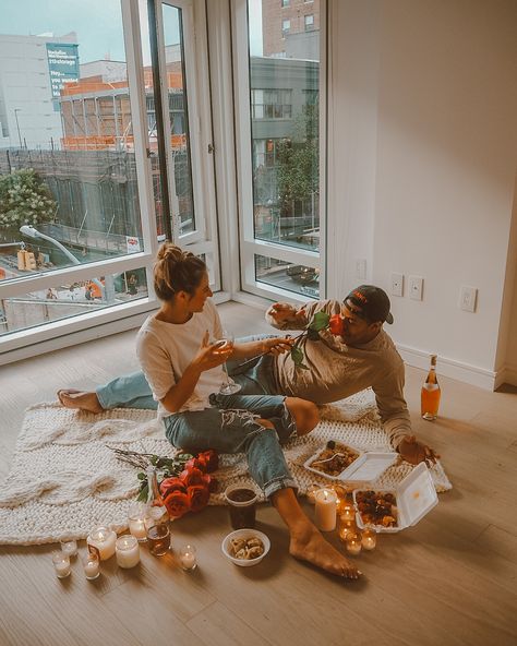 Couple First Apartment Aesthetic, Floor Picnic, Couples First Apartment, Couples Movie Night, Real Estate Vision Board, Date Night Games, At Home Dates, At Home Date, Married Couples