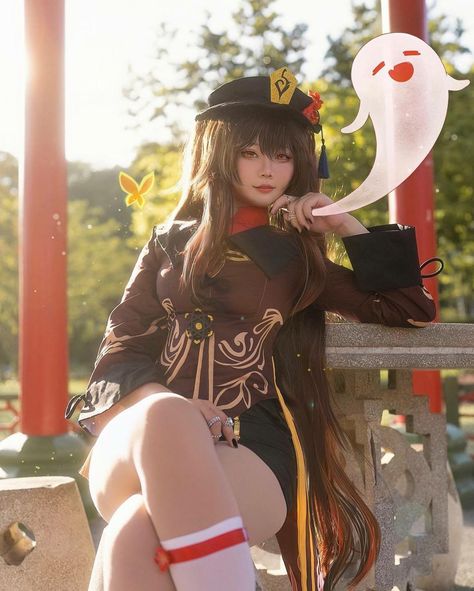 Hu Tao Ms Hina Genshin Cosplay, Hi Tao Cosplay, Genshin Cosplay Hu Tao, Professional Cosplay Photography, Hu Tao Reference, Hu Tao Cosplay Makeup, Hu Tao Pose, Cute Cosplay Poses, Hutao Cosplay