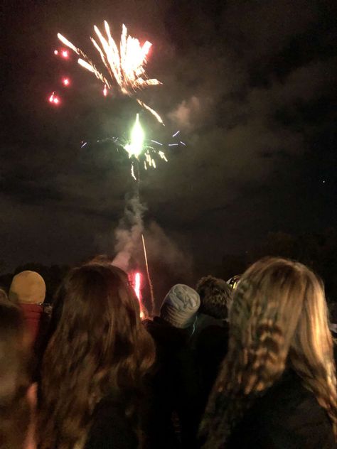 fireworks, bonfire night, aesthetic, friendship, pics to take Firework Night Aesthetic, Bonfire Night Party, Bonfire Night Aesthetic, Firework Photography, Fireworks Party, Aesthetic Friendship, Friendship Pics, Fireworks Photography, Bonfire Party