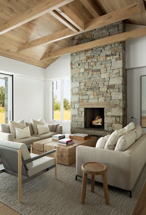 Messana O’Rorke - Junegrass House captures the voice of Jackson, Mississippi Mountain Modern Home, French Oak Flooring, Jackson Wyoming, Granite Flooring, Traditional Building, Mountain Modern, Celebrity Houses, Jackson Hole, Oak Floors