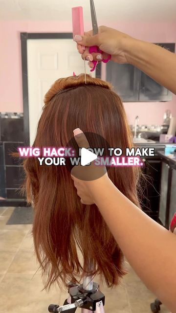 How To Wear Wigs Tutorials, How To Put A Wig On Long Hair, How To Make Synthetic Wigs Look Real, Style Wigs Tutorials, Ways To Style Wigs, How To Make A Wig, How To Style A Wig, Wig Hacks, Wig Styling Tutorial