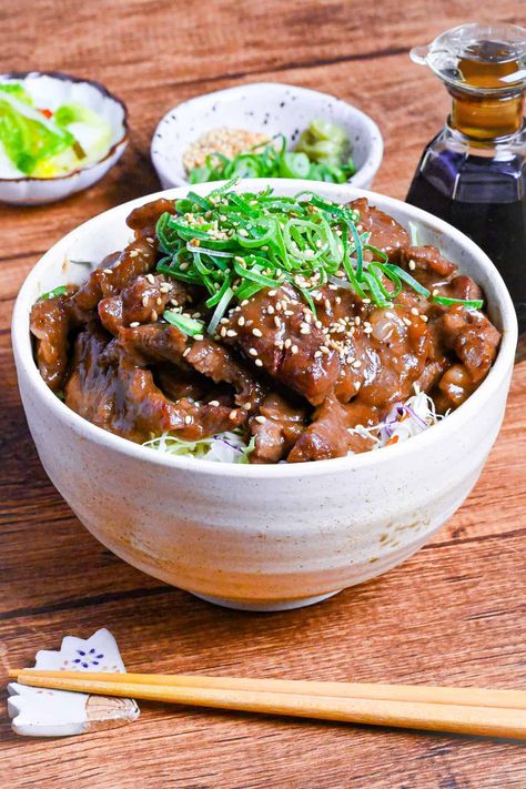 wasabi teriyaki beef over rice in a cream colored bowl and topped with green onions and sesame seeds Beef Teriyaki Bowl, Terriyaki Beef, Beef Over Rice, Beef Teriyaki, Teriyaki Bowl, Teriyaki Recipe, Teriyaki Glaze, Teriyaki Beef, Beef Rice