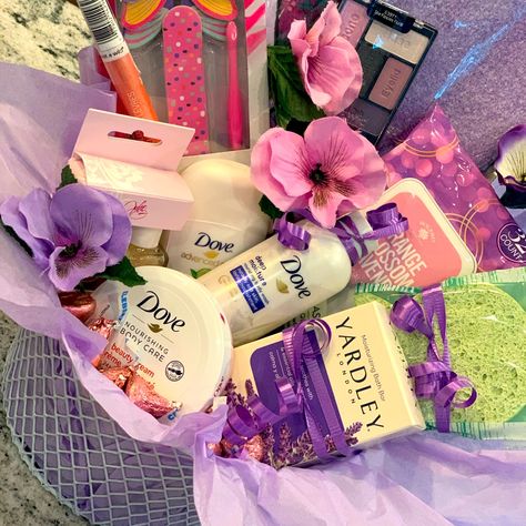 Pre-Filled Spa Treat Gift Basket. All Baskets Are Made To Order And Include But, Not Limited To Body Wash, Loofah, Facial Cleanser, Hair Masks, Hand Masks, Body Lotion, Hand Cream, Assortment Of Candy And Chocolate. Items May Vary Slightly But All Baskets Will Be As Beautifully Assembled As Shown. Gifts For Best Friend's Birthday, Valentine Gift For Her, Women’s Day Gift Ideas, Mother's Day Basket Ideas, Mother’s Day Gift Baskets, Valentines Gift For Mother, Mom Birthday Gift Basket, Mother’s Day Gifts, Mother’s Day Gift Ideas