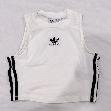 Adidas Crop Top/Tiny Tank | White, XS Tiny Tank, Adidas Crop Top, Adidas Tank Top, Gym Fits, Adidas Crop, Flattering Tops, Adidas Tops, White Outfits, White Adidas