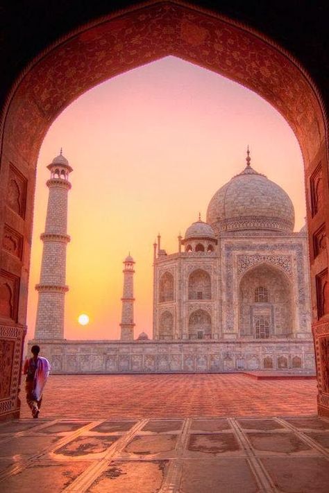 Adventure Holiday, Agra, Tac Mahal, Taj Mahal India, Travel Drawing, Agra India, Seven Wonders, Beach Aesthetic, India Travel