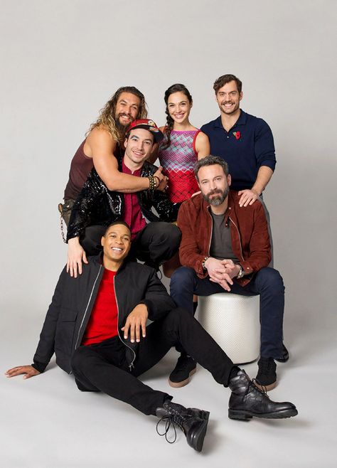 Justice League (2017) cast for USA Today. Ray Fisher, Ben Affleck, Jason Momoa, Ezra Miller, Gal Gadot and Henry Cavill. Justice League Cast, Zack Snyder Justice League, Ray Fisher, Justice League 2017, Marvel Vs Dc, Dc Movies, Batman Vs Superman, Jason Momoa, Dc Comic