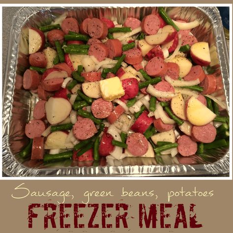 Grilled Sausage with Potatoes and Green beans - Meal Planning Mommies Sausage Potatoes Green Beans, Sausage Potatoes And Peppers, Sausage With Potatoes, Sausage And Green Beans, Ham And Green Beans, Potatoes And Green Beans, Smoked Sausage Recipes, Beans And Sausage, Crockpot Meal