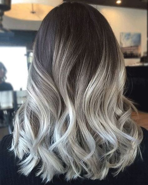 Ash Balayage  - http://ELLEUK.com Blond Cenușiu, Balayage Hair Grey, Ash Grey Hair, Ash Balayage, Ash Blonde Hair Colour, Ash Blonde Balayage, Ash Hair Color, Spring Hair, Ash Blonde Hair