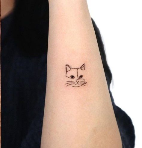 Cat Face Outline Tattoo, Small Cat Tattoos For Women, Cat Ear Outline Tattoo, Mini Tattoos Cat, Mini Cat Tattoo, Minimalist Cat Tattoo Designs, Small Tattoo Ideas Back, Cat Tattoos For Women, Dainty Cat Tattoo