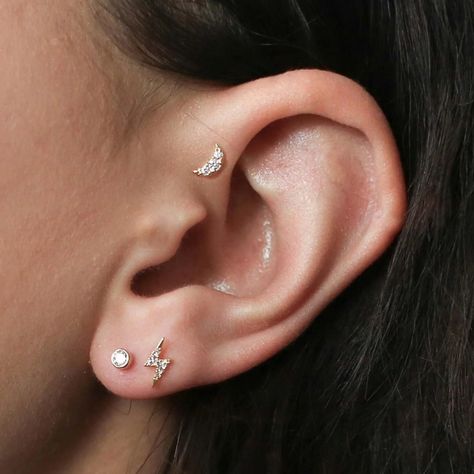 Forward Helix Piercing Guide: Everything You Need to Know | Maison Miru Ear Bar, Forward Helix Piercing, Forward Helix, Flat Back Earrings, Titanium Earrings, Sapphire Studs, Moon Studs, Ear Stack, Bar Studs