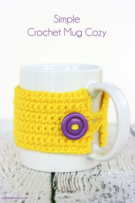 Simple Crochet Mug Cozy. Free crochet pattern. Perfect to keep your coffee or tea warm. Cup Cozy Crochet Pattern, Mug Cozy Pattern, Cup Cozy Pattern, Crochet Mug, Crochet Mug Cozy, Crochet Coffee Cozy, Crochet Cup Cozy, Coffee Cup Cozy, Cozy Crochet Patterns