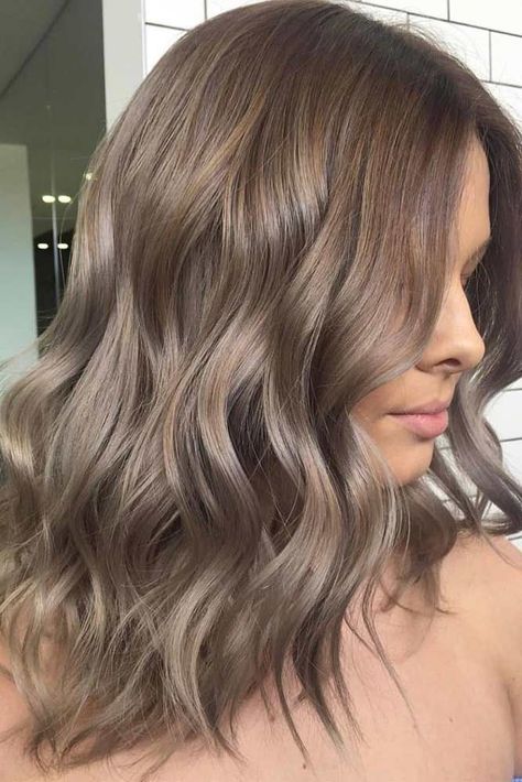 Ash brown hair colors, with their smoky and cool green, blue, and grey undertones, let you upgrade your brown locks in a subtle, stylish way. Let’s see our ideas! #haircolor #ashbrown Dark Blonde With Icy Highlights, Solid Dark Ash Blonde Hair, Icy Ash Brown Hair, Ashy Brown Hair, Ash Brown Hair Color, Butterfly Haircut, Mushroom Hair, Mom Hair, Kadeřnické Trendy