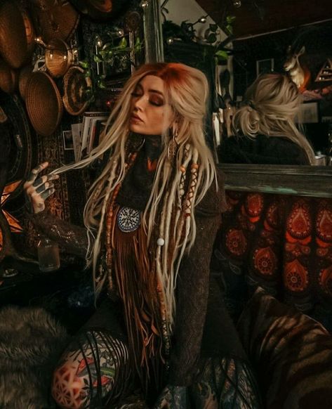 Witch House Fashion, Blonde Half Dreads, Edgy Hairdresser Outfit, Half Hair Dreadlocks, Viking Braid Extensions, Half Head Dreads Hairstyles, Partial Synthetic Dreads, Viking Braids Female Long Hair, Half Dreaded Hair Short