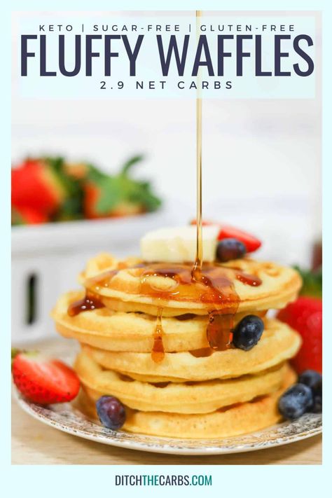 Sugar Free Waffles, Coconut Flour Waffles, Almond Flour Waffles, Best Keto Pancakes, Low Carb Waffles, Waffle Ingredients, Fluffy Waffles, Waffles Easy, Gluten Free Waffles