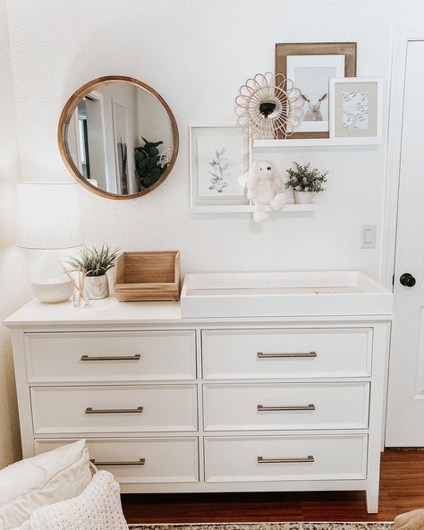 Dresser Wall Decor, Nursery Dresser Decor, Baby Nursery Inspiration, Baby Room Organization, Baby Room Neutral, Nursery Room Design, Girl Nursery Room, Baby Room Inspiration