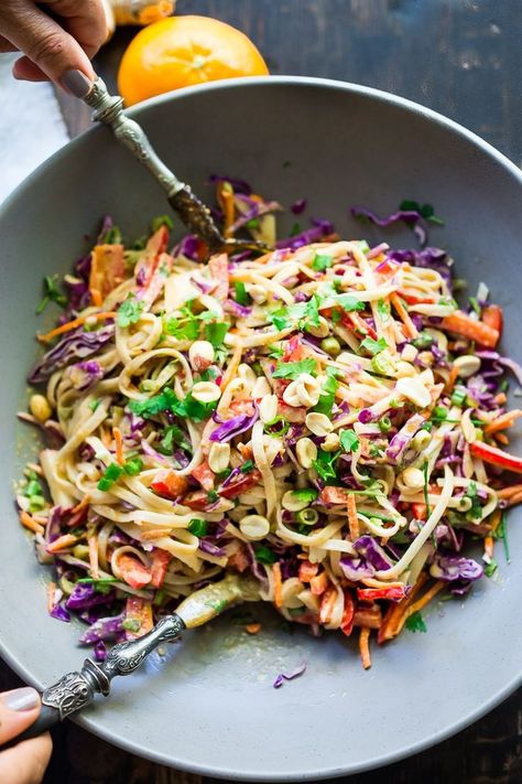 Thai Noodle Salad with Peanut Sauce- loaded up with healthy veggies and the BEST peanut sauce eeeeeeeeeever! Vegan & Gluten-Free | www.feastingathome.com Noodle Salad With Peanut Sauce, Best Peanut Sauce, Salad With Peanut Sauce, Thai Pasta, Thai Noodle Salad, Wallpaper Food, Make Ahead Salads, Thai Peanut Sauce, Resep Salad