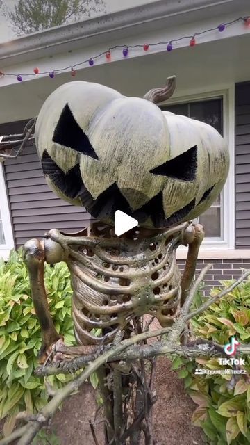 Grim Reaper Diy Halloween Prop, Diy Giant Skeleton, Diy Halloween Props Outdoor, Pumpkin Sentinel, Diy Halloween Animatronics, Diy Halloween Yard Decorations, Diy Halloween Props, Halloween Animatronics, Candy Land Christmas Door