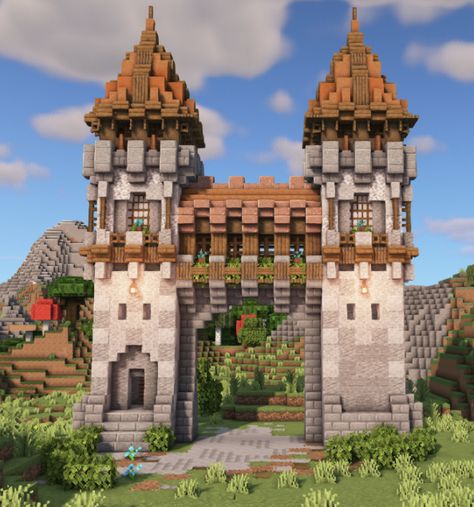 Minecraft Castle With Village, Minecraft Castle Base Ideas, Minecraft Medieval City House, Minecraft Medieval City Ideas, Minecraft Village Plan, Wooden Castle Minecraft, Cool Minecraft Castles, Minecraft Castle Gate Ideas, Minecraft Castle Inspiration