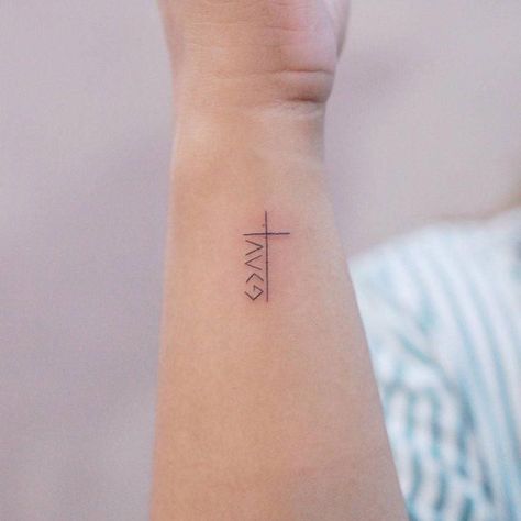 Tiny Tattoos For Women, Cross Tattoos For Women, Wrist Tattoos For Women, Tattoo Cover, Subtle Tattoos, Dainty Tattoos, Cross Tattoo, Tattoo Trends, Simplistic Tattoos