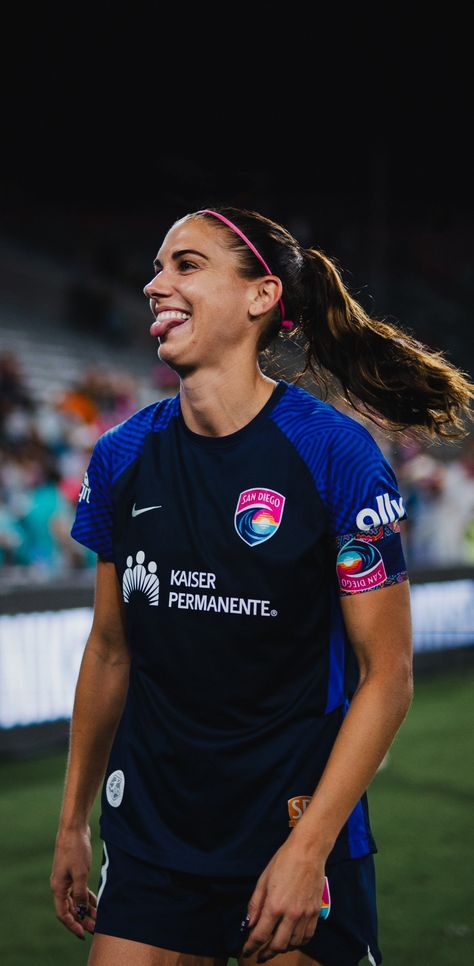 Usa Women’s Soccer Team, Alex Morgan Wallpaper, Alex Morgan Hot, Cute Soccer Pictures, Usa Soccer Team, Uswnt Soccer, Female Soccer, Alex Morgan Soccer, Women Football