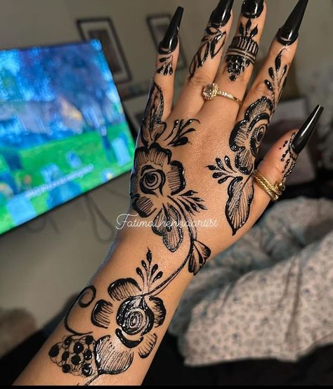 Discover Tattoo, Henna Designs Arm, Henna Styles, Cute Henna Designs, Cute Henna Tattoos, Jagua Henna, Henna Style Tattoos, Tattoo Designs Hand, Henna Nails