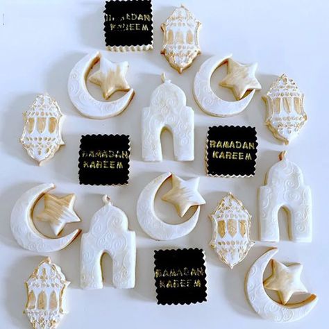 Look what I found on AliExpress Ramadan Party Ideas, Ramadan Cookies Decorated, Eid Cookies Decoration, Eid Mubarak Cookies, Eid Preparation, Eid Desserts, Ramadan Treats, Deco Ramadan, Ramadan Cookies