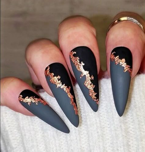 Copper Nails Designs, Foil Nail Designs, Grey Nail Designs, Nagellack Trends, Stiletto Nails Designs, Rose Gold Nails, Gray Nails, Glam Nails, Foil Nails