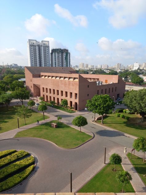 The aga khan University karachi, Pakistan 🇵🇰 Agha Khan Hospital Karachi, Agha Khan University, Aga Khan University, Bio Student, Biology Major, Aga Khan, Karachi Pakistan, Nature Life, 2024 Vision