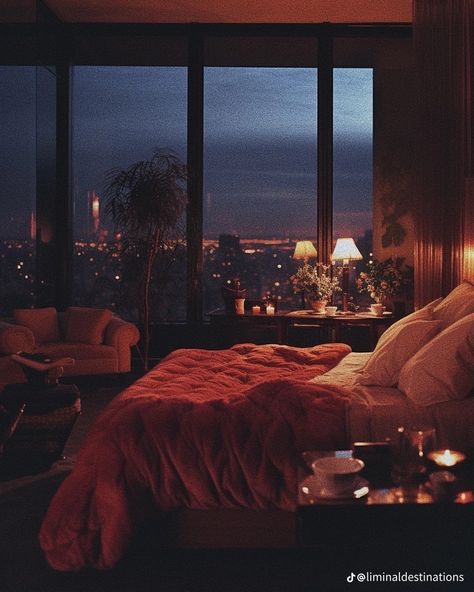 80s Interior Design Bedroom, Outerior Design, 80s Penthouse, 80s Apartment, Bedroom 80s, Penthouse Aesthetic, Penthouse Bedroom, Red Apartment, Futuristic Bedroom