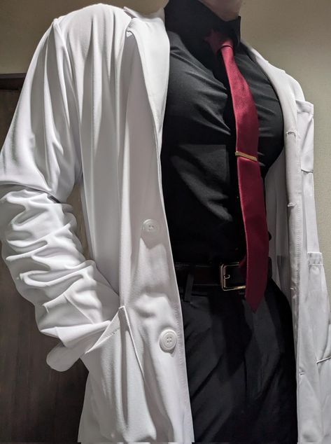 Male Scientist Oc, Scientist Clothes, Doctor Coat, Doctor Outfit, Male Doctor, Hospitality Uniform, Dark Fashion, Character Outfits, Pose Reference