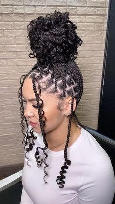 #HairAccessoriesForWomen #HairAffair #HairAccessoriesClips #HairBraids #HairBeauty #HairBraidDesigns #HairBow #HairBrush #HairBase Short Boho Knotless Braids Bob Styles, Labor Braids, Hair Over 40 Look Younger, Short Box Braids Hairstyles, Big Box Braids Hairstyles, Goddess Braids Hairstyles, Box Braids Hairstyles For Black Women, Braided Cornrow Hairstyles, Cute Box Braids Hairstyles