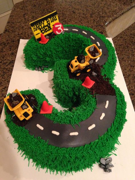 Construction cake for 3rd birthday! Buttercream with fondant accents. #EbooBakes Natal, 3rd Birthday Cakes For Boys, Birthday Cake For Boys, Car Cakes For Boys, 3rd Birthday Party For Boy, Digger Cake, 22nd Birthday Cakes, Construction Theme Birthday Party, Construction Cake